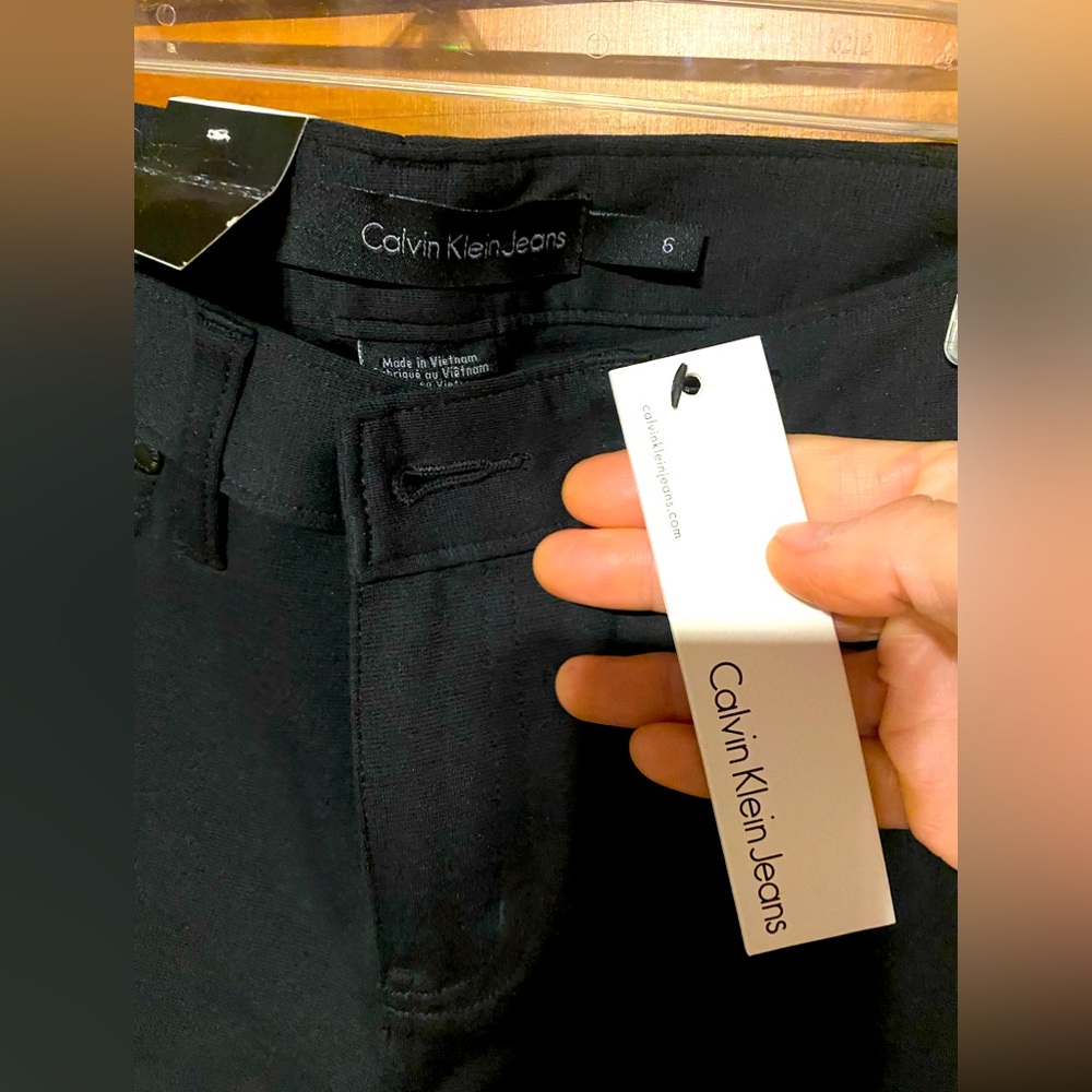 Calvin Klein Jeans/Pants Size 6 Black full length NWT